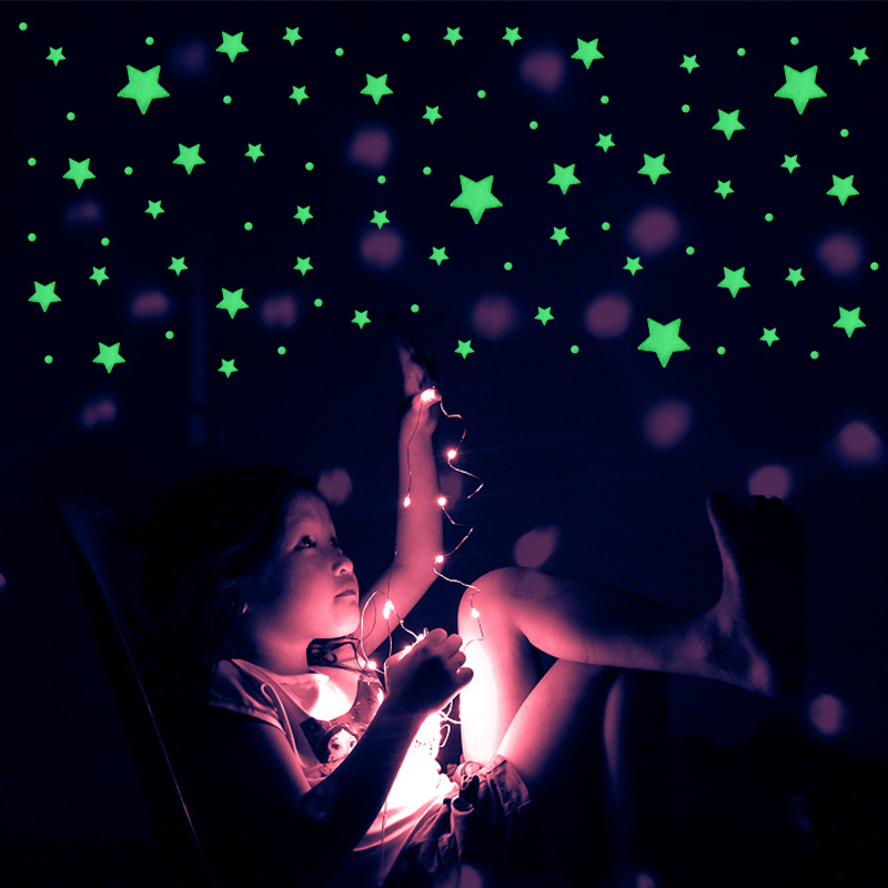 211pcs 3D Bubble Luminous Star - Baby Nursery Wall Mural recension och pris